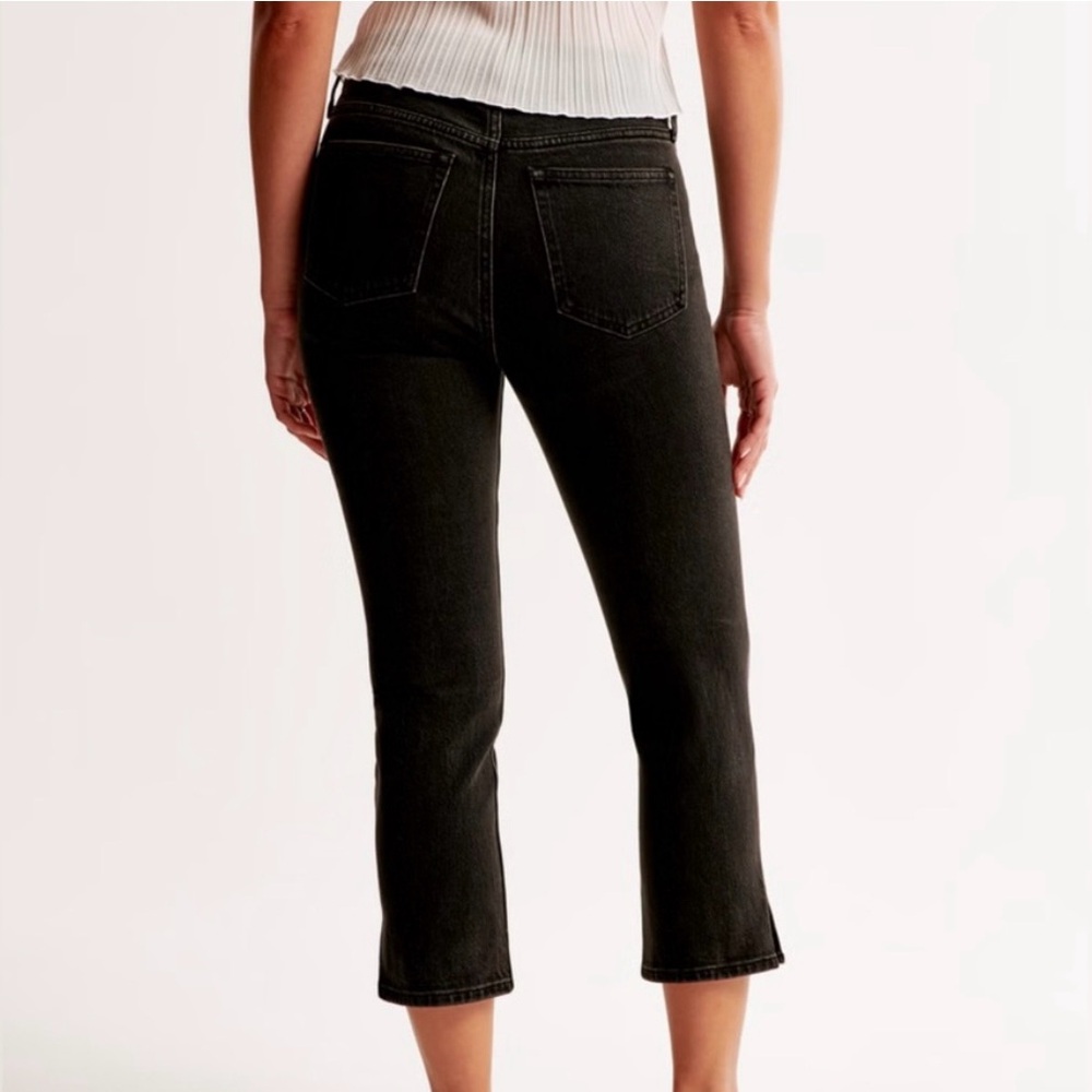 Abercrombie & Fitch Mid Rise Cropped Jeans size 29 - Picture 5 of 9